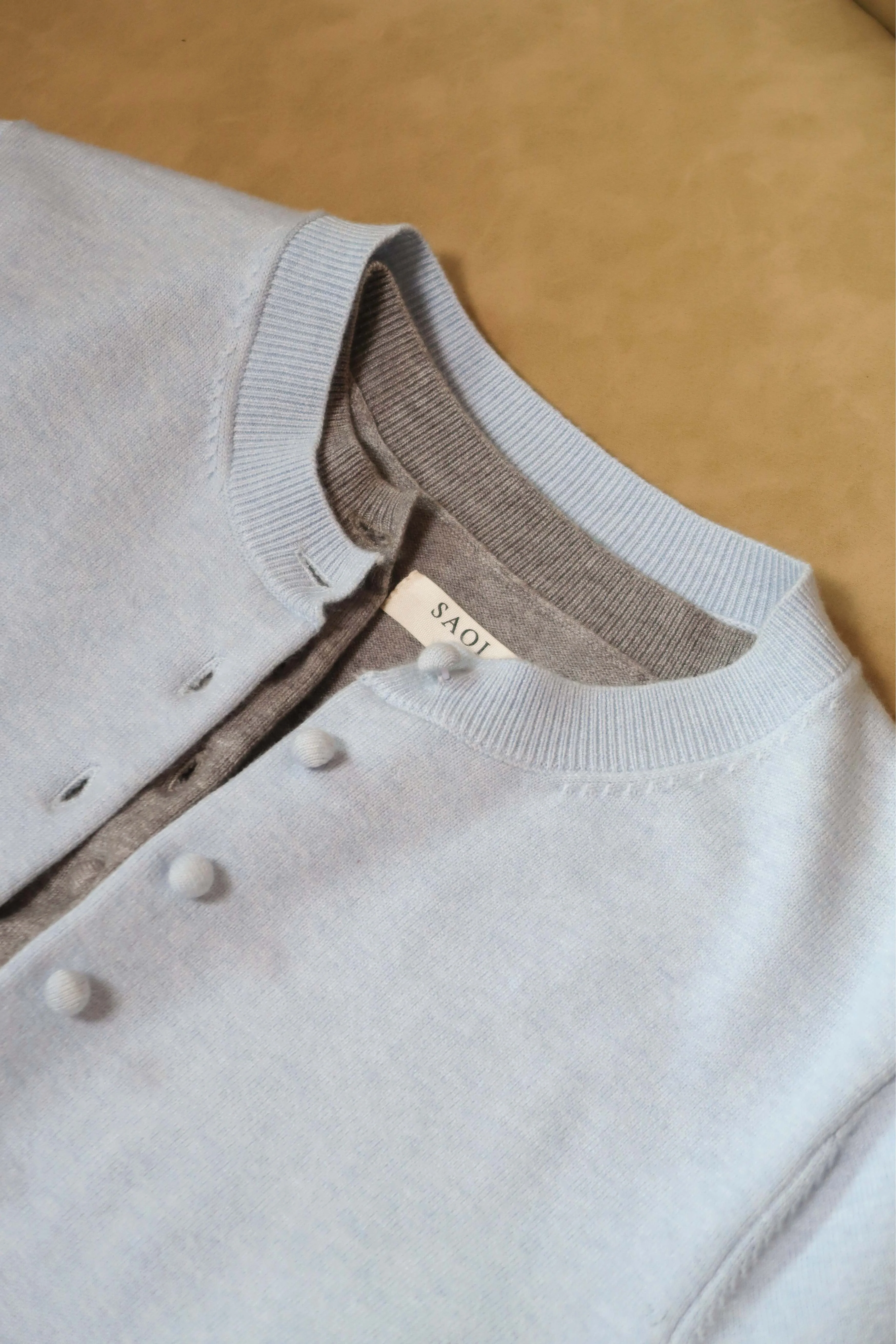 90s Short Sleeve Cardigan in Grey - Image 6