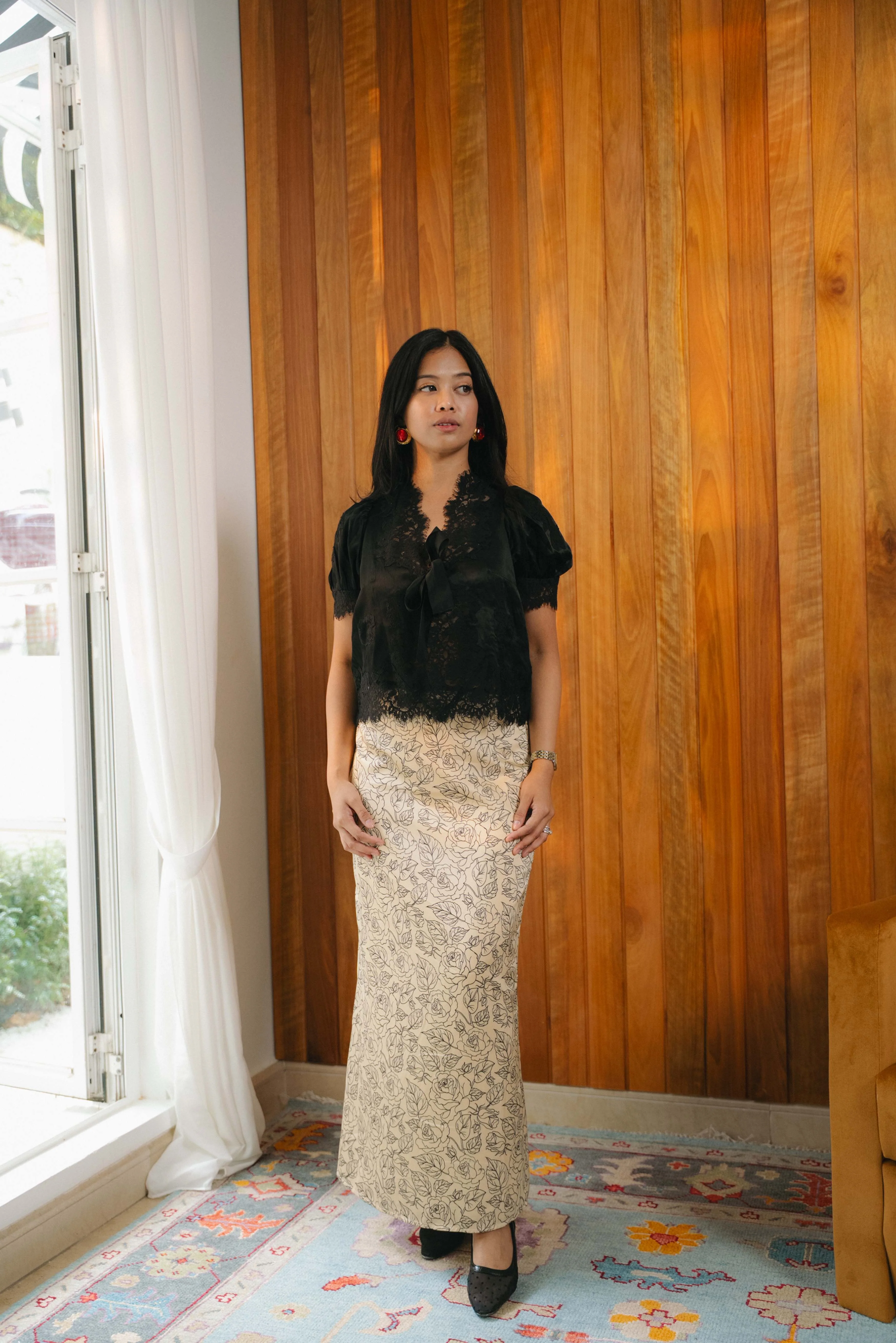 Charlotte Satin Skirt in Creme - Image 4