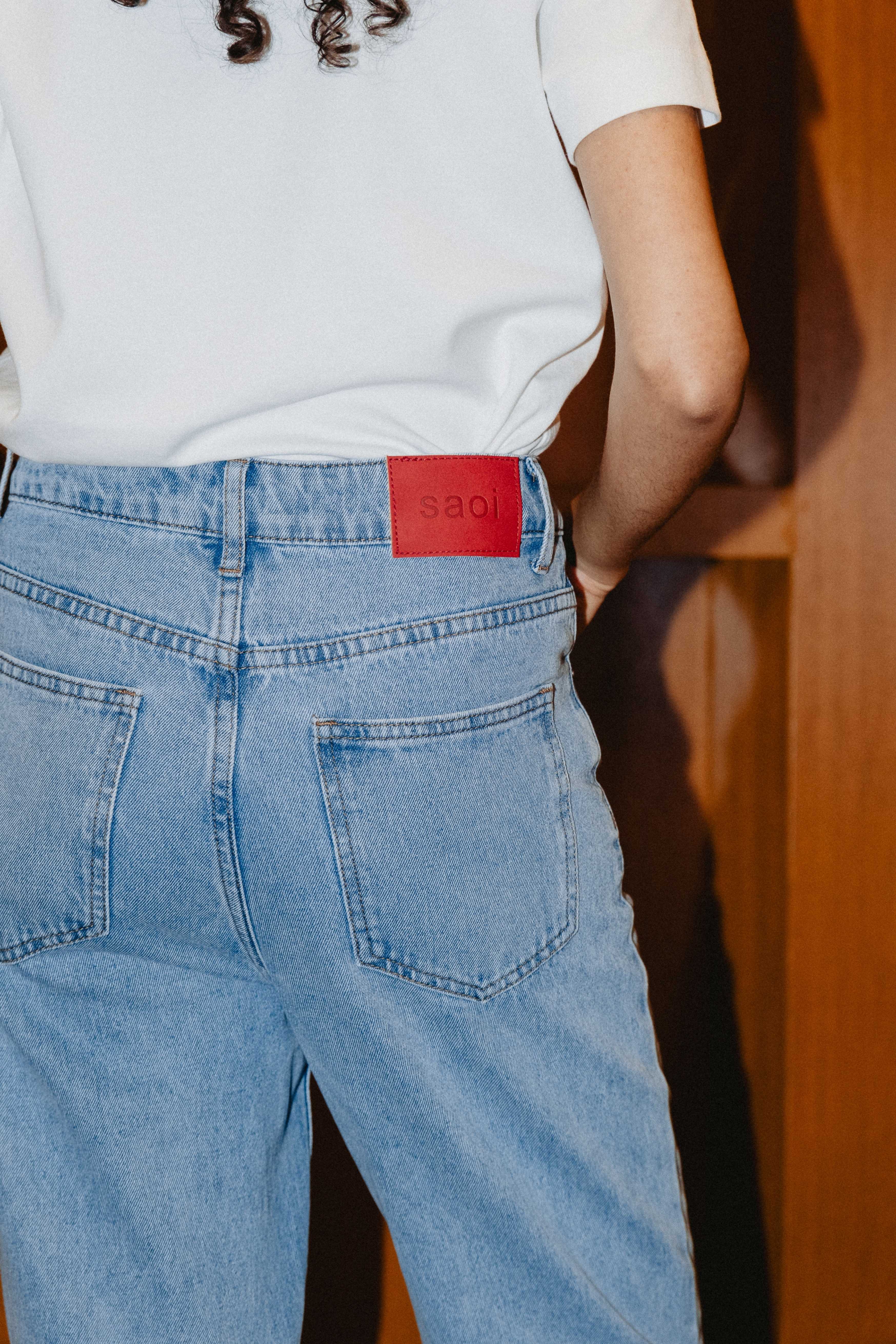 Downtown Jeans in Light Blue - Image 4