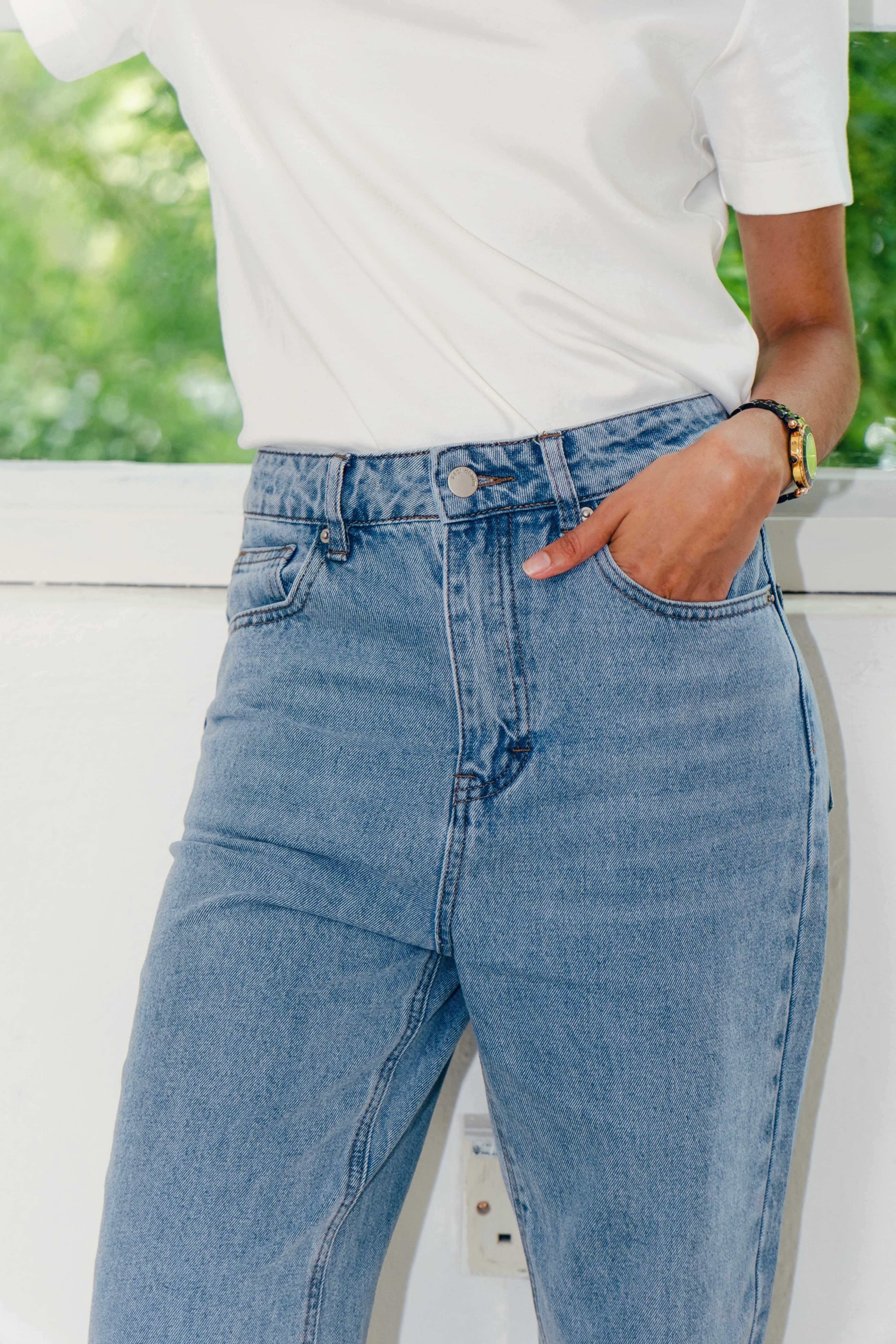 Downtown Jeans in Light Blue - Image 7
