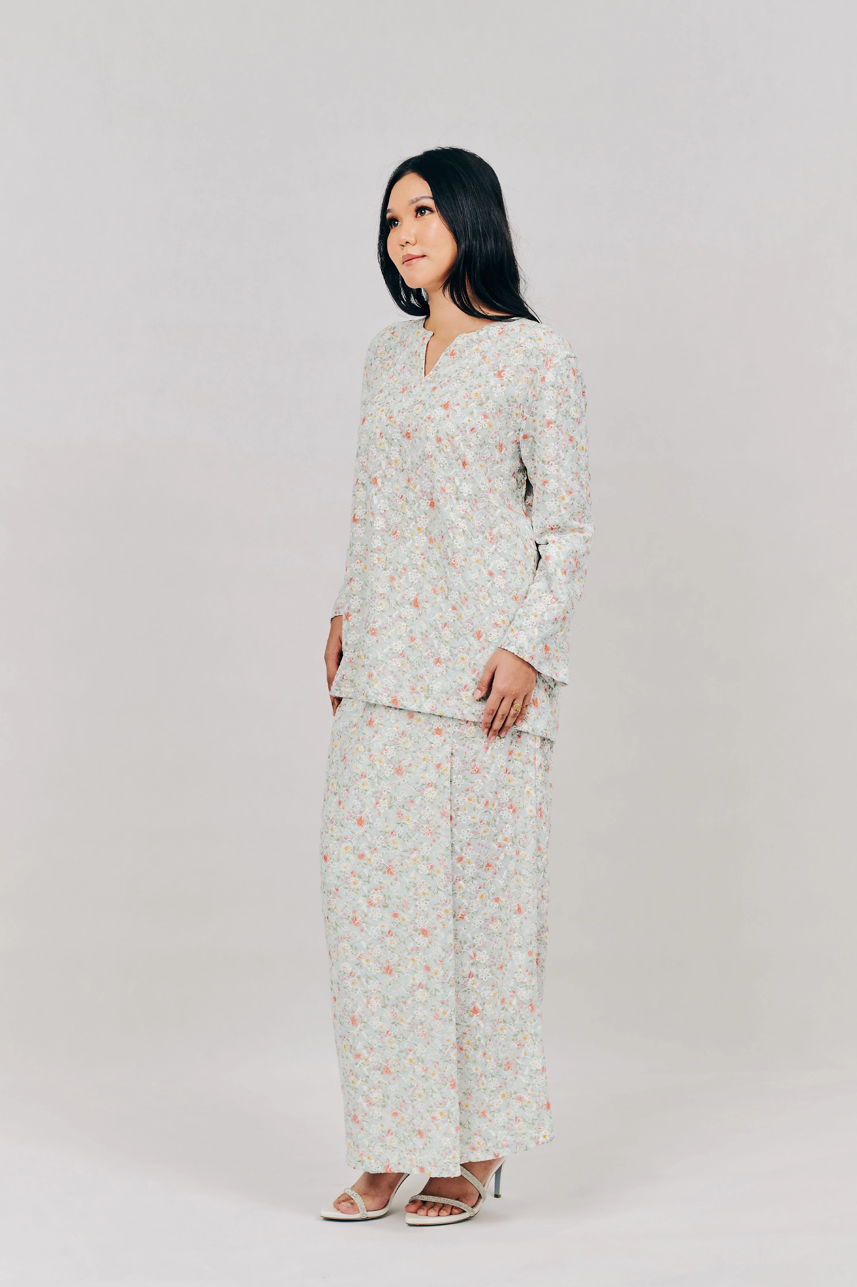 Embroidered Kurung Kedah in Angan Angan Blue - Image 3