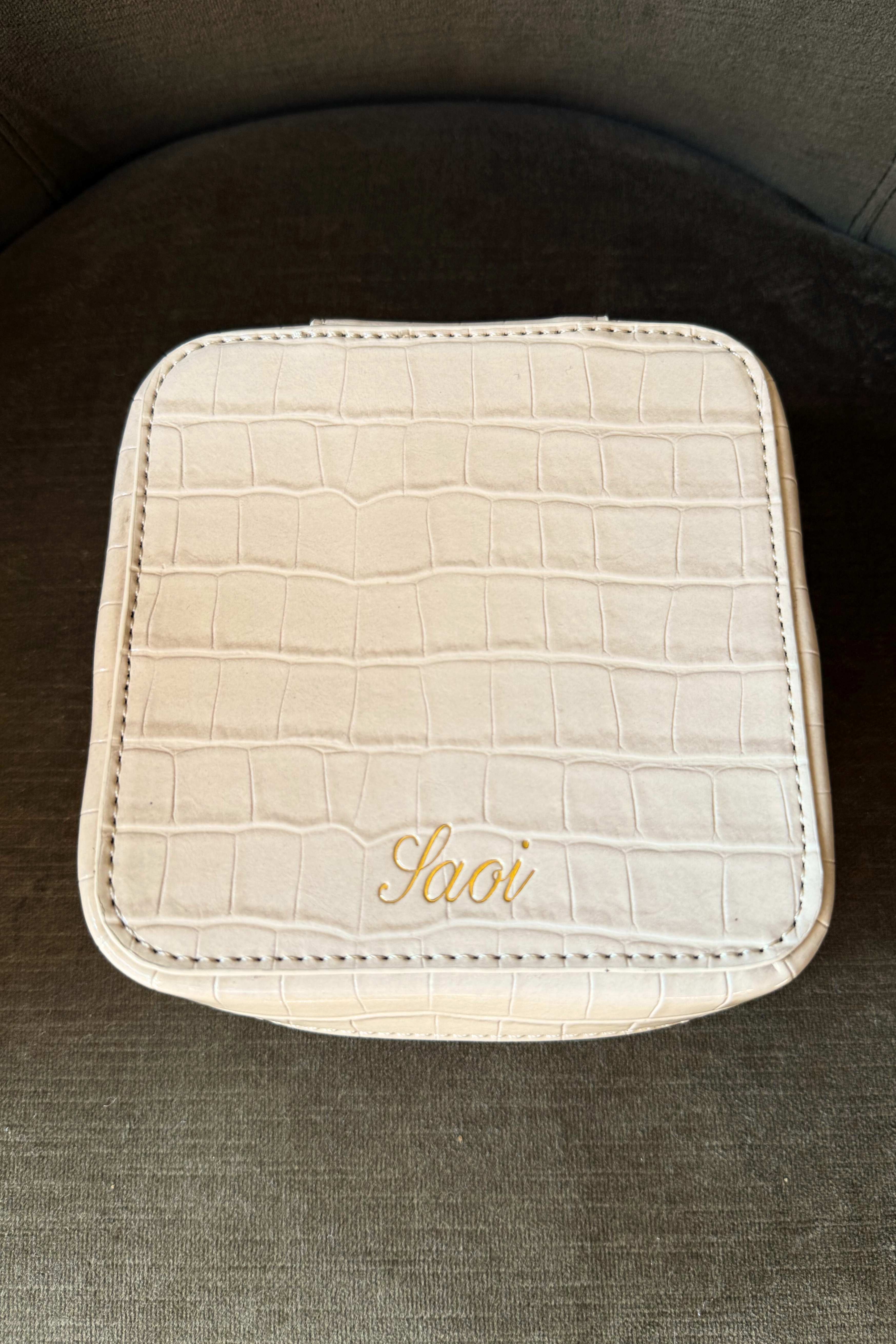 Jewellery Case in Vanilla - Image 3