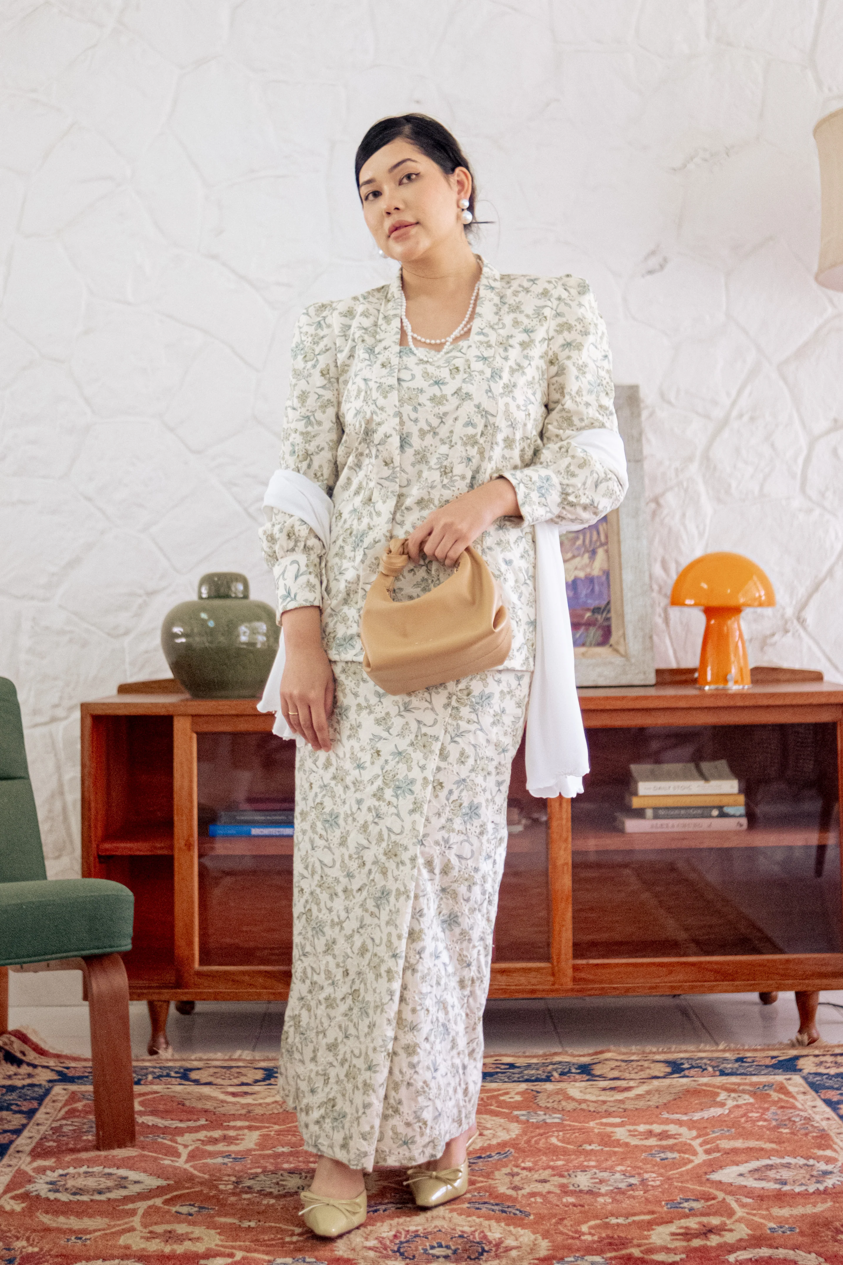 Kebaya Anna in Green - Image 6