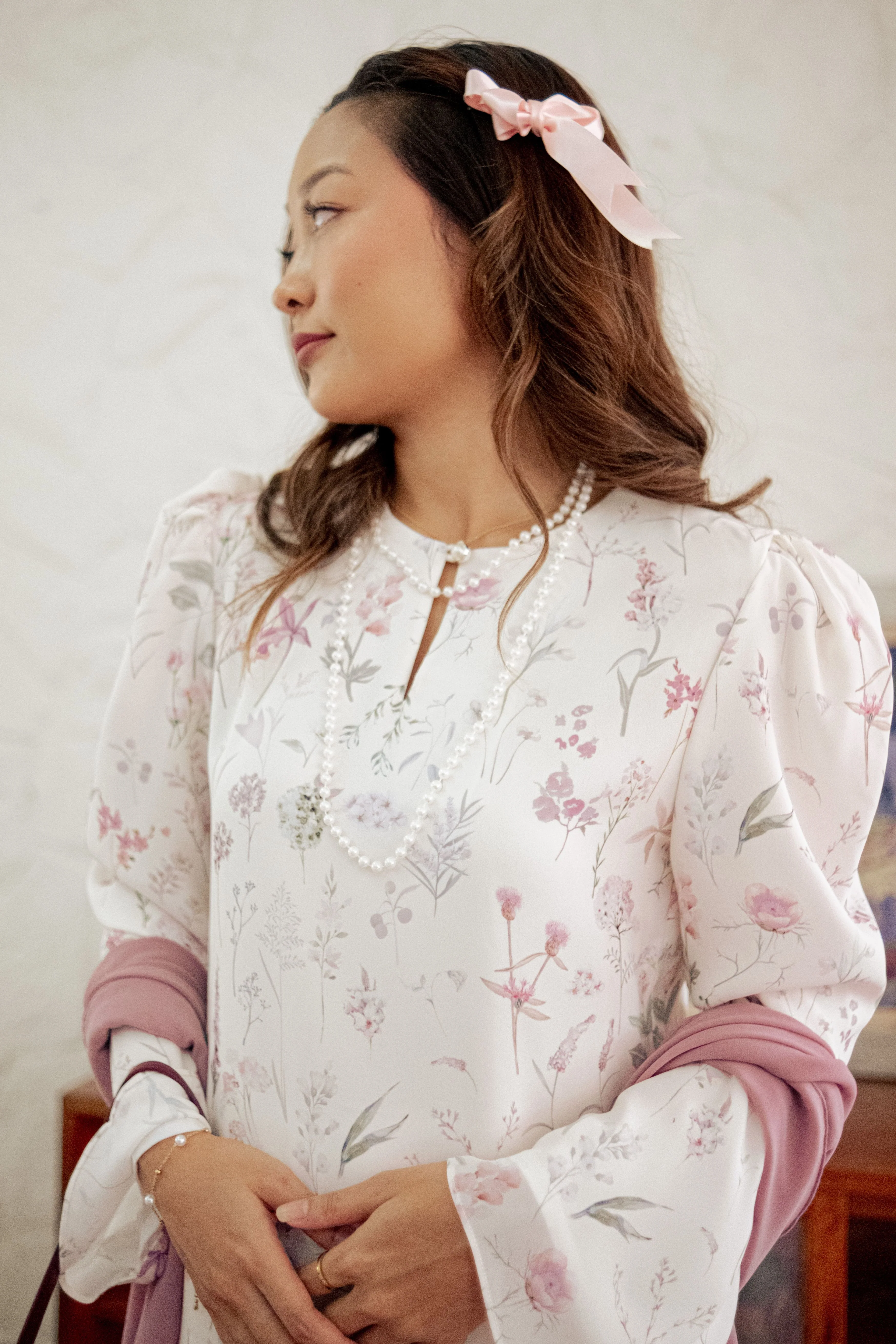 Kurung Panjang Mariam in White - Image 3