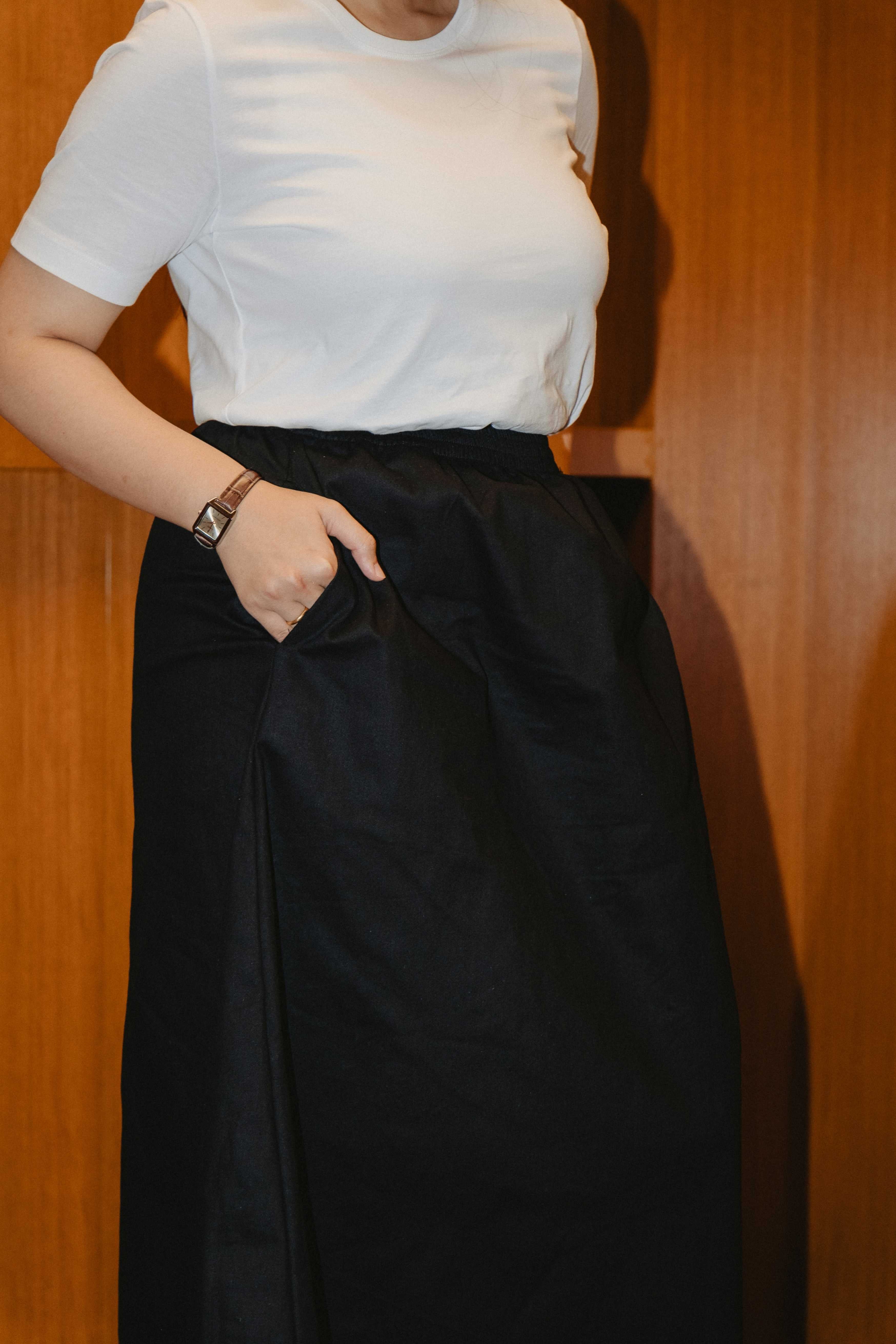 Lindy Skirt in Pepper Black - Image 6