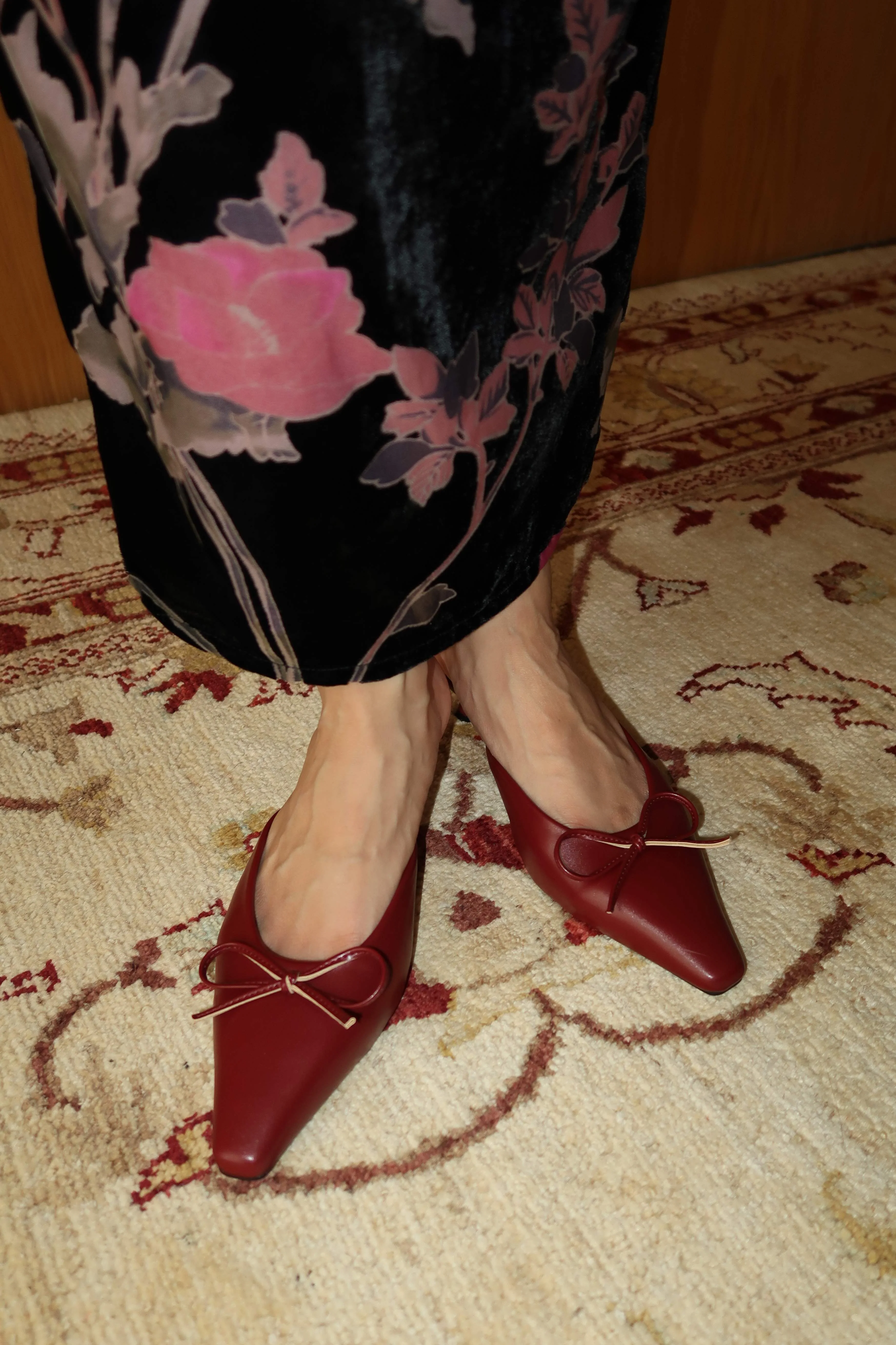 Lola in Burgundy - Image 4