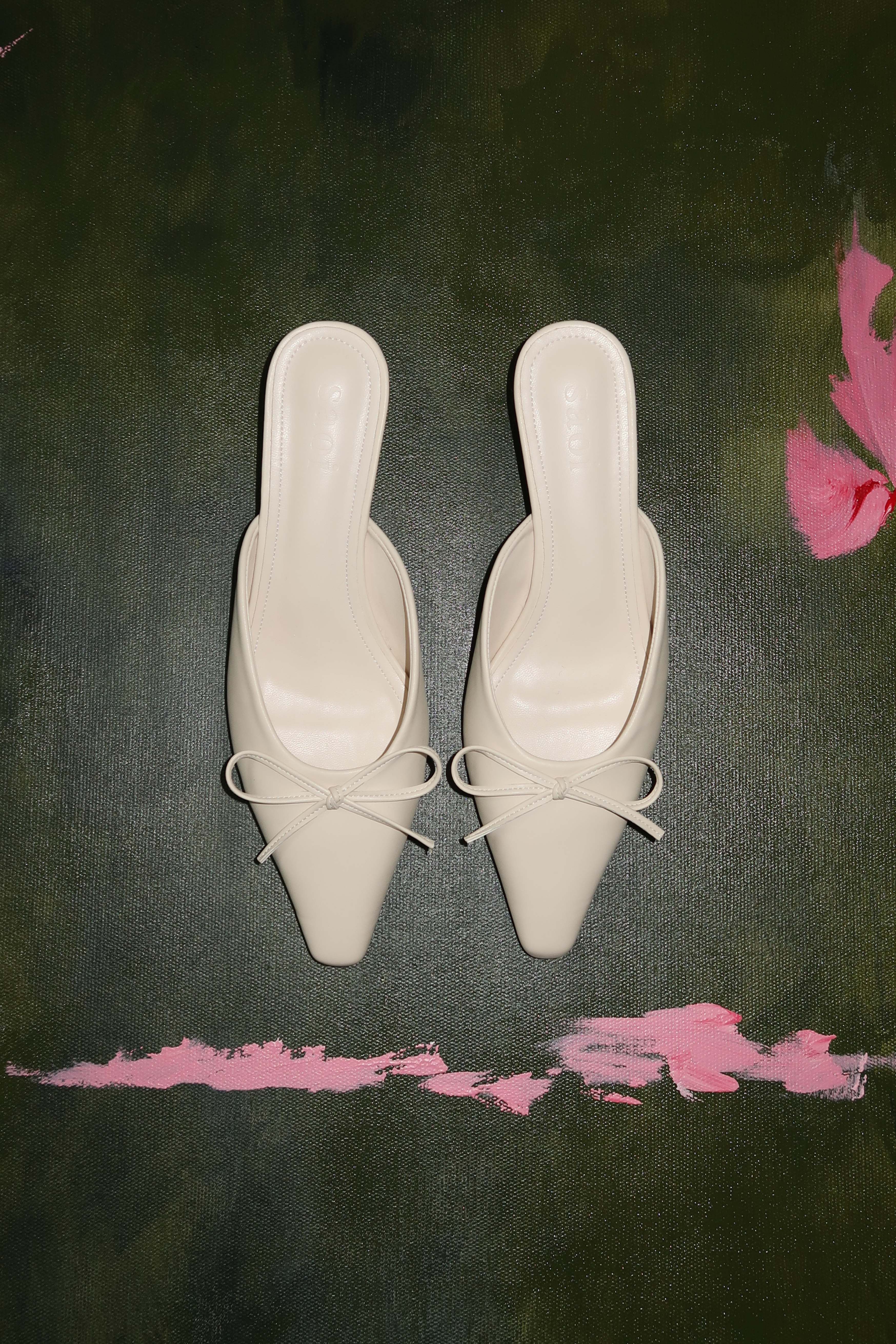 Lola in Pearl - Image 5