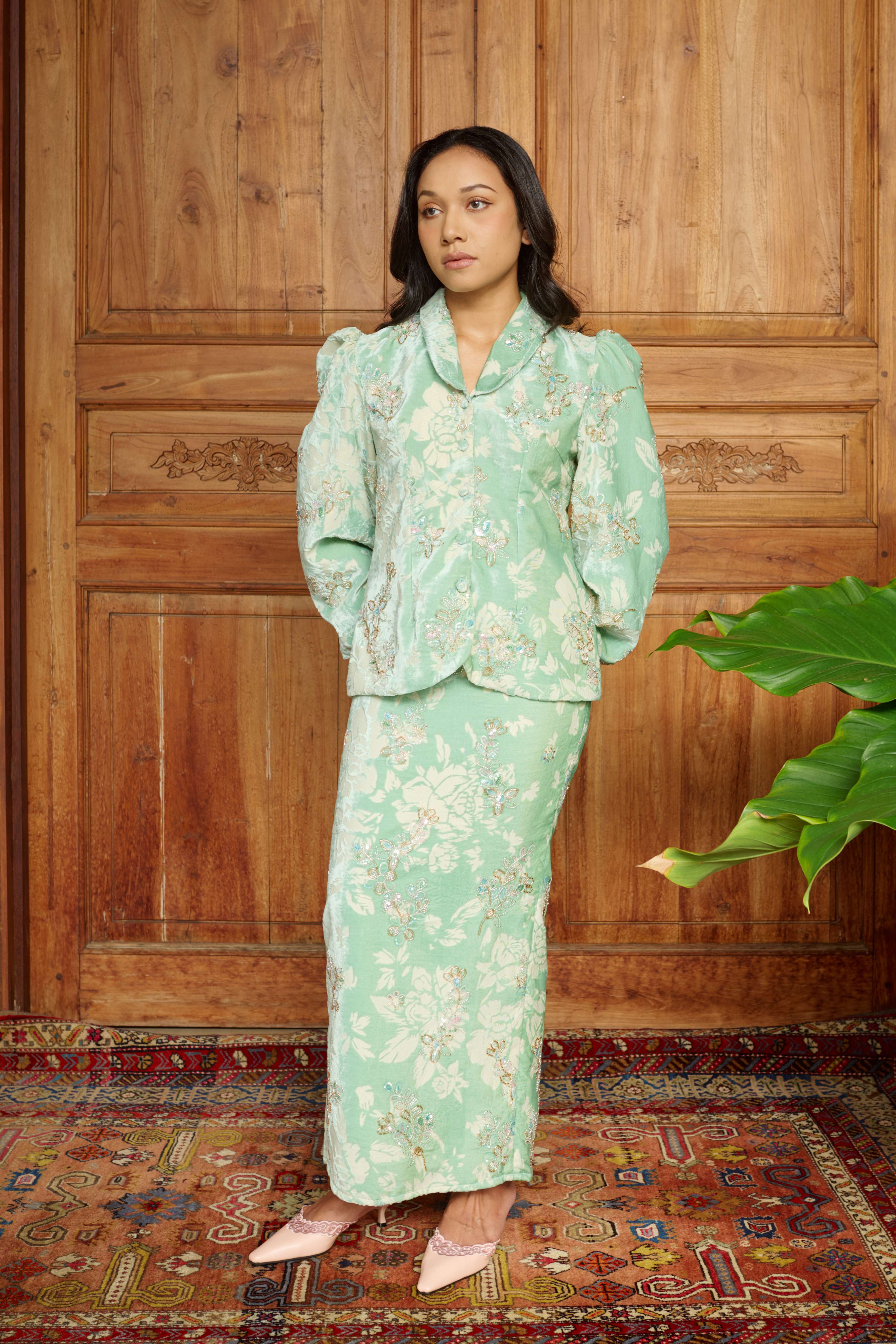 Naya in Tiffany