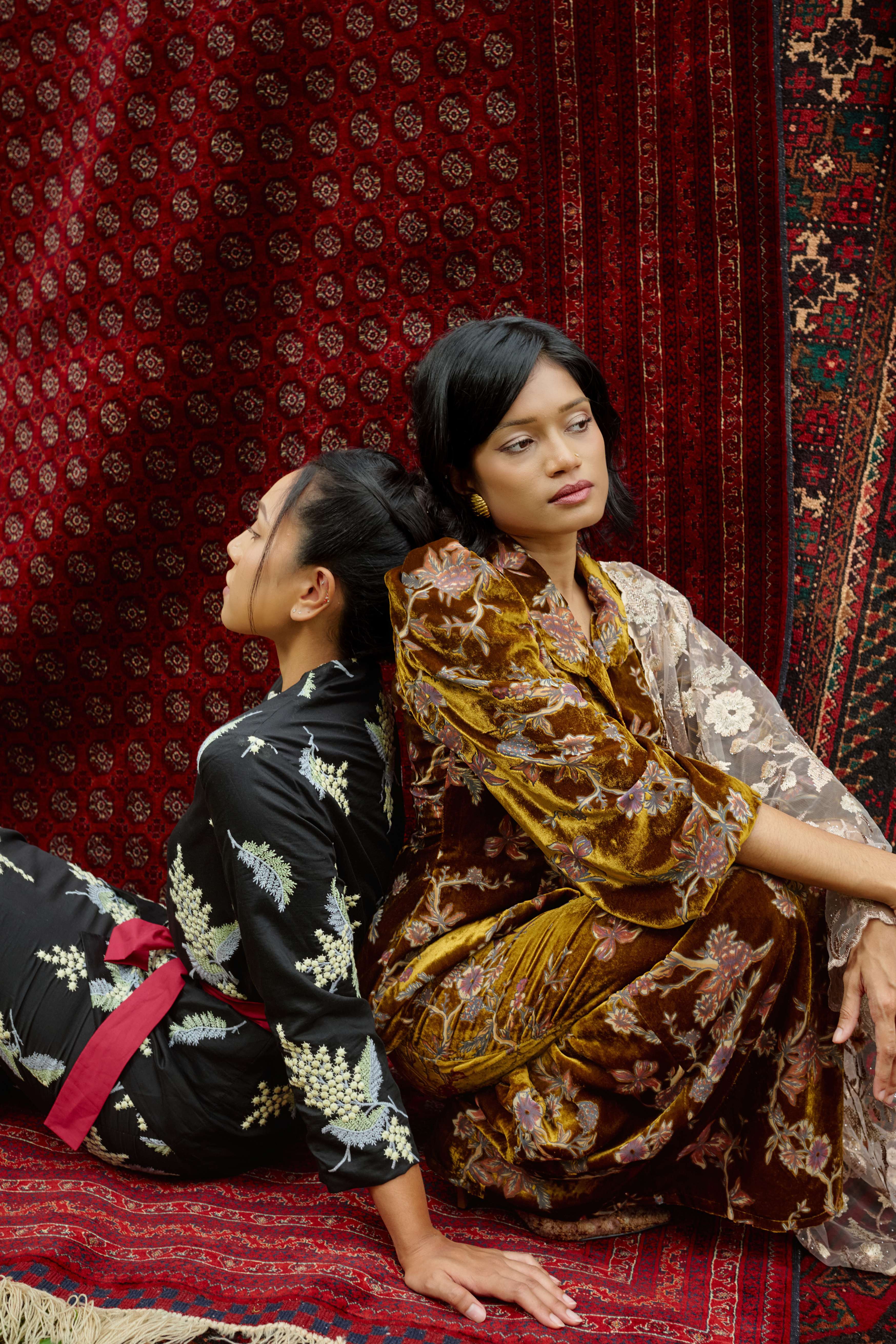 Naya Kebaya in Golden Date - Image 7