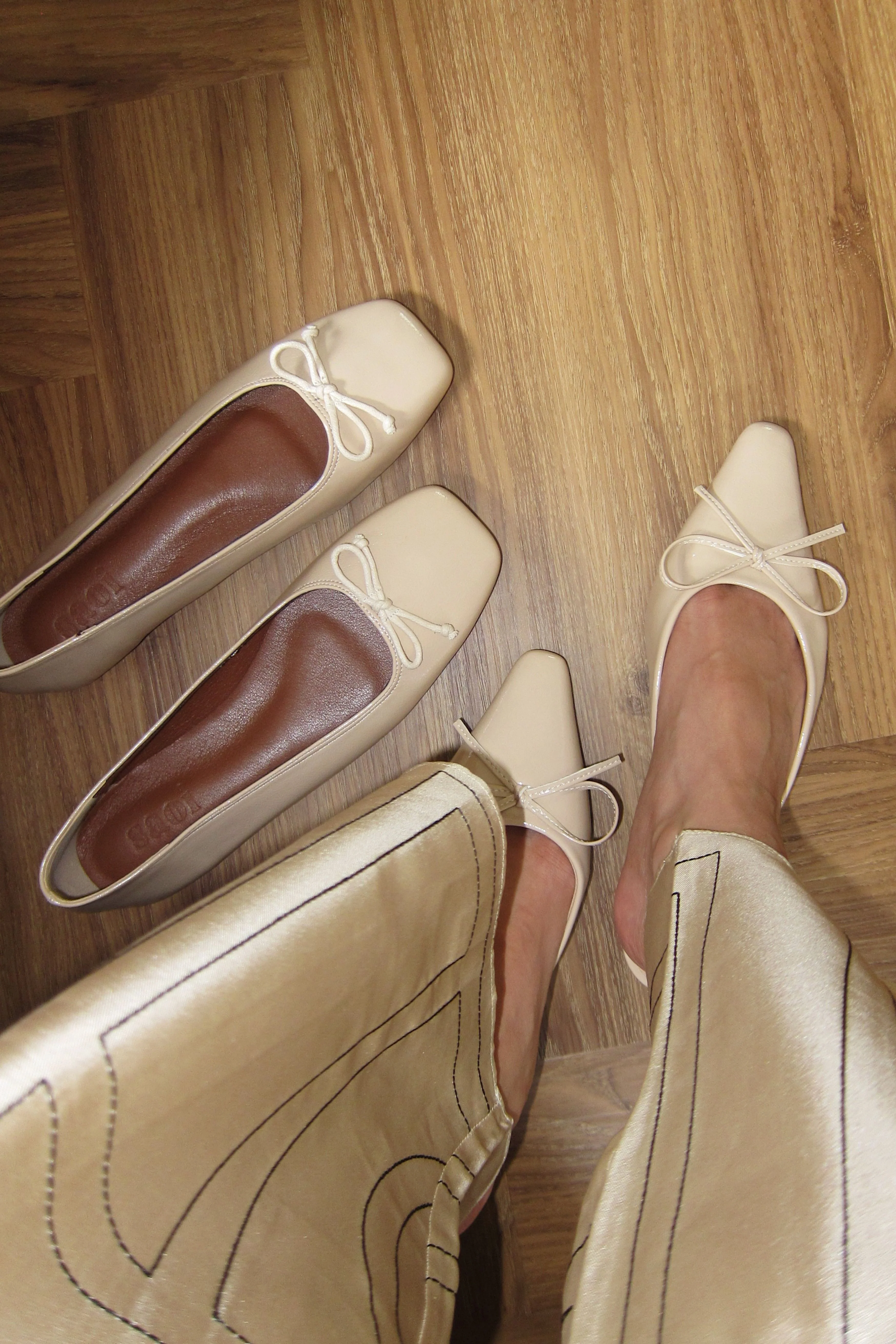Poppy Ballet Flats in Vanilla - Image 3