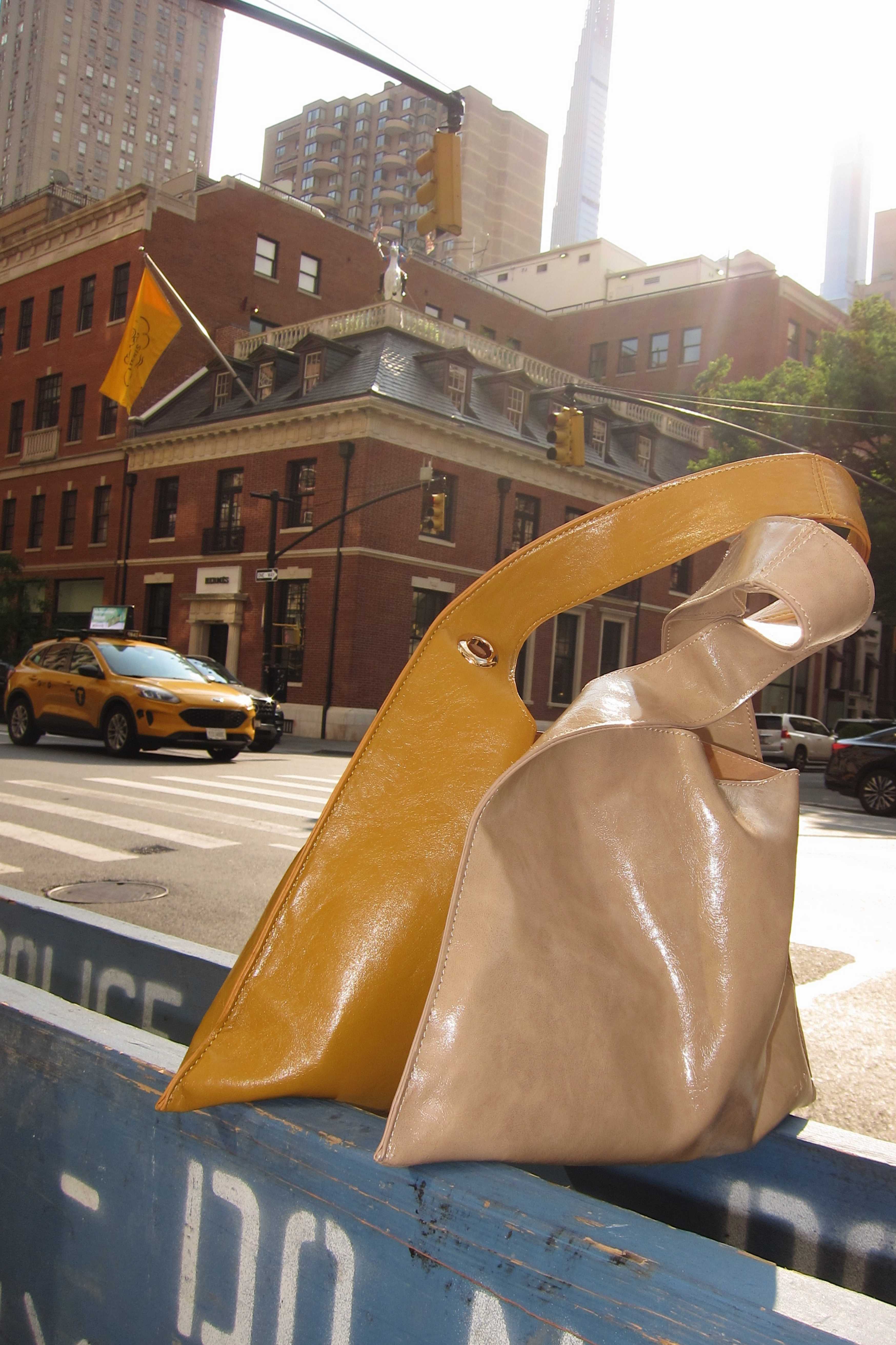 Soho Bag in Summer - Image 8